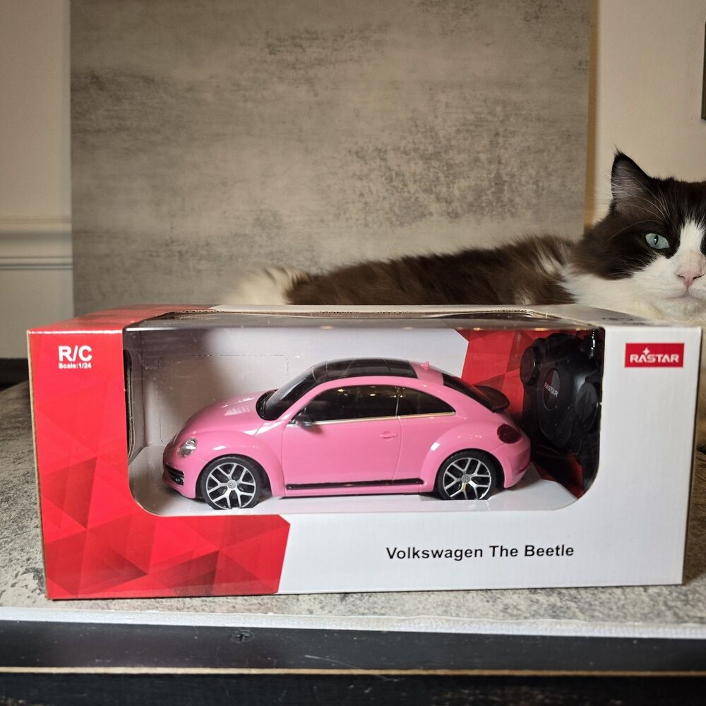 RASTAR Volkswagen Beetle RC Car Pink 1:24 Scale Remote Control Toy Car, R/C New
